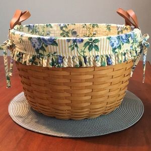 Longaberger 1997 Large round basket